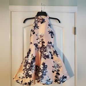 Girls Zunie dress. Size 8